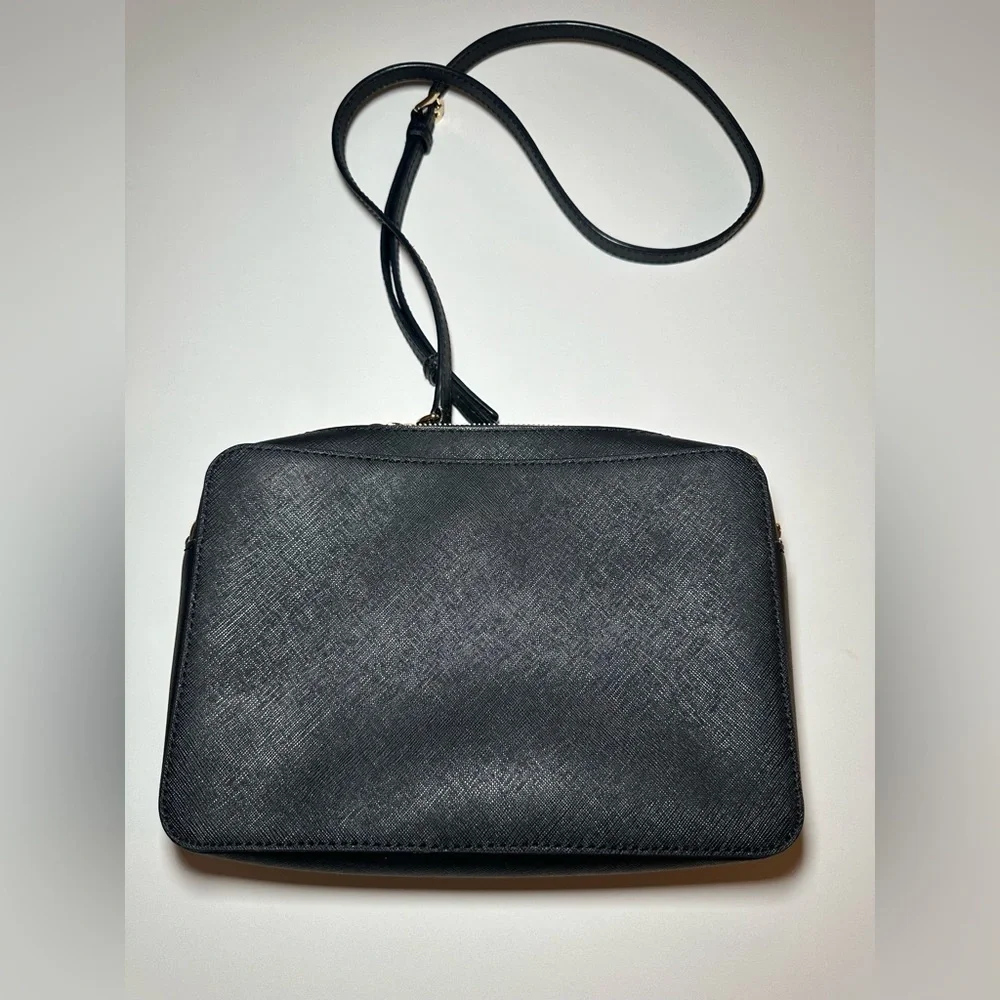 Michael Kors •	brand michael